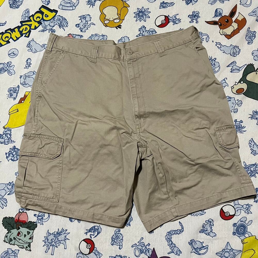 Vintage 2000s Dickies Beige Workwear Cargo Shorts